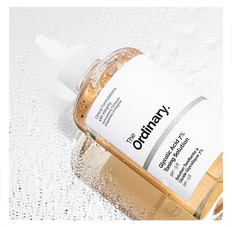 تونر گلیکولیک اسید اوردینری Ordinary glycolic acid7% روشن کننده و لایه بردار حجم ۲۴۰ میلی لیتر